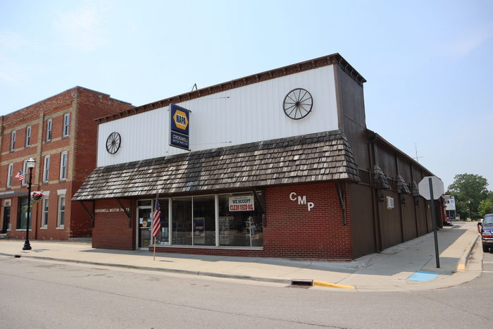 Maxine Theatre - July 2021 Photo Of Building (newer photo)